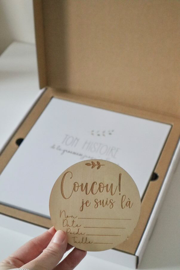 Individual Wooden Disc – “Coucou je suis là” (Hello, I’m Here)
